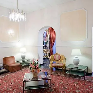 Hotell Zara, Rom