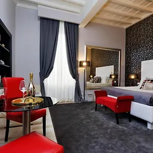 2* Πανσιόν Sistina Twentythree Luxury